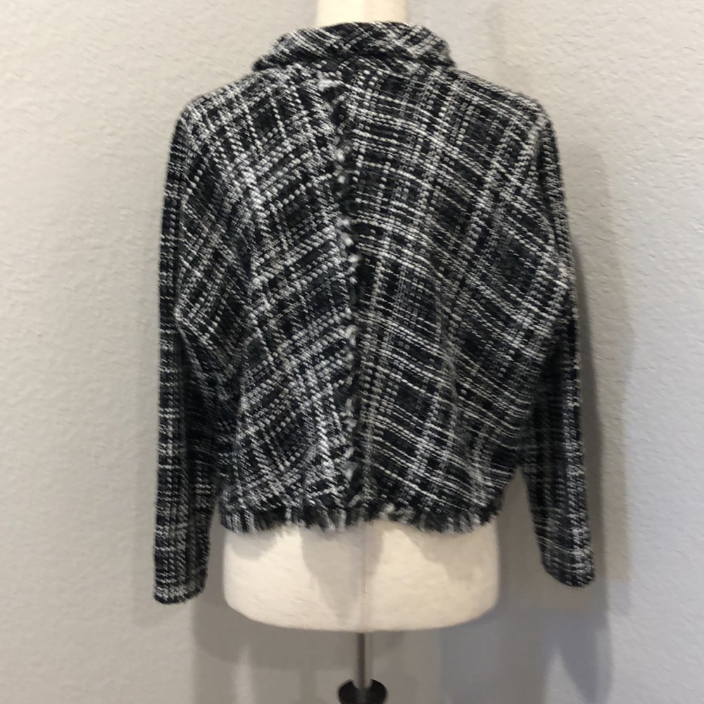 ❌ SOLD ❌Zara Women’s Tweed Pullover (S) - Picture 5 of 7